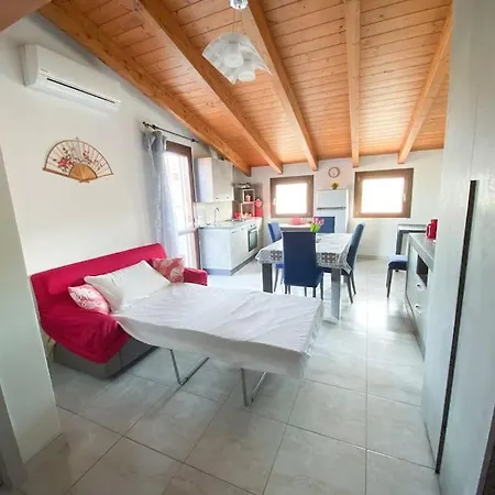 New Moderno A Due Passi Dal Centro 아파트 SantʼAntìoco